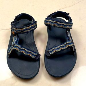 Teva Youth Hurricane XLT 2 Sport Sandal. Size 1 / small